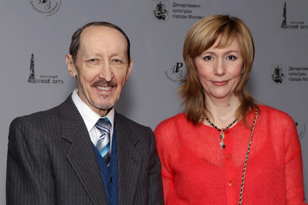 «Меня похитил Дмитрий Певцов» «Меня похитил Дмитрий Певцов»