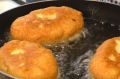 Жареные пирожки с картошкой на кефире: искусство приготовления