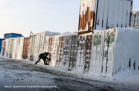 Операторы контейнерных складов просят принять общие правила размещения по всей России