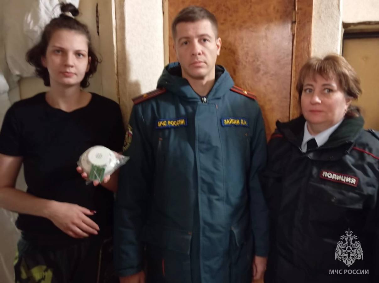 Инспекторы ГПН провели инструктажи с многодетными семьями Наро-Фоминска Инспекторы ГПН провели инструктажи с многодетными семьями Наро-Фоминска