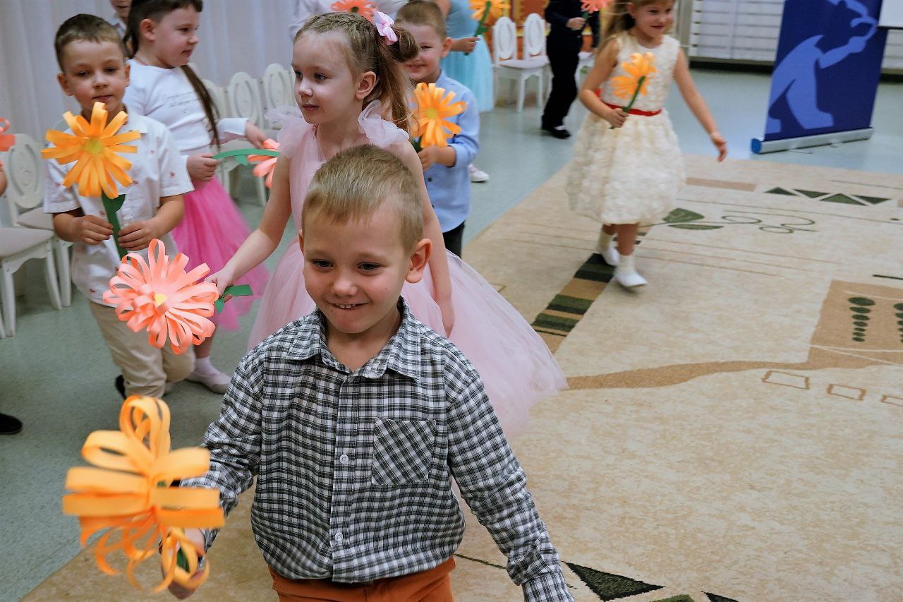 В Реутове прошла лекция о правах ребёнка в преддверии Дня матери В Реутове прошла лекция о правах ребёнка в преддверии Дня матери