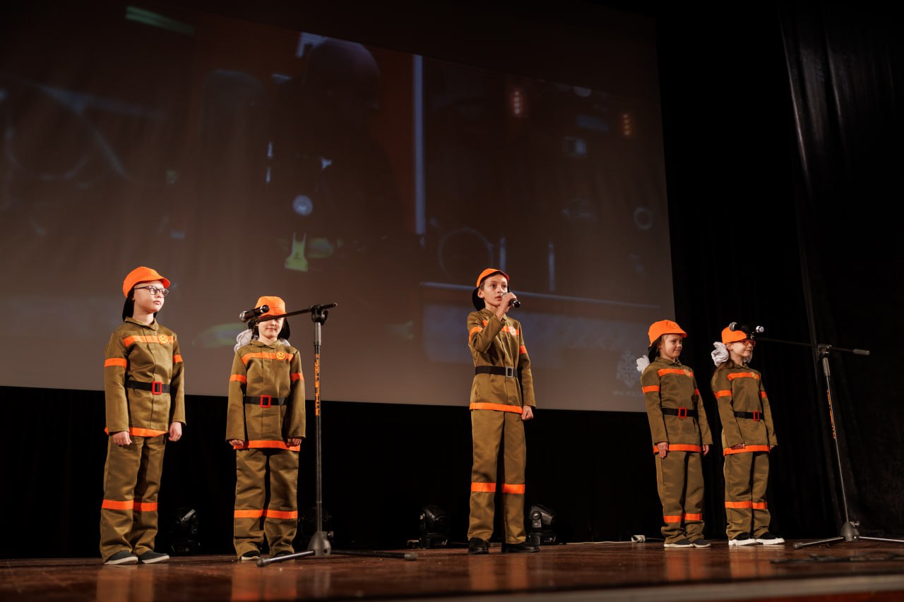 «Зажги свою звезду»!. В Центре культуры и досуга «Мечта» прошёл областной этап конкурса «Зажги свою звезду» – яркого творческого проекта на противопожарную тематику для воспитанников социальных центров «Зажги свою звезду»!. В Центре культуры и досуга «Мечта» прошёл областной этап конкурса «Зажги свою звезду» – яркого творческого проекта на противопожарную тематику для воспитанников социальных центров