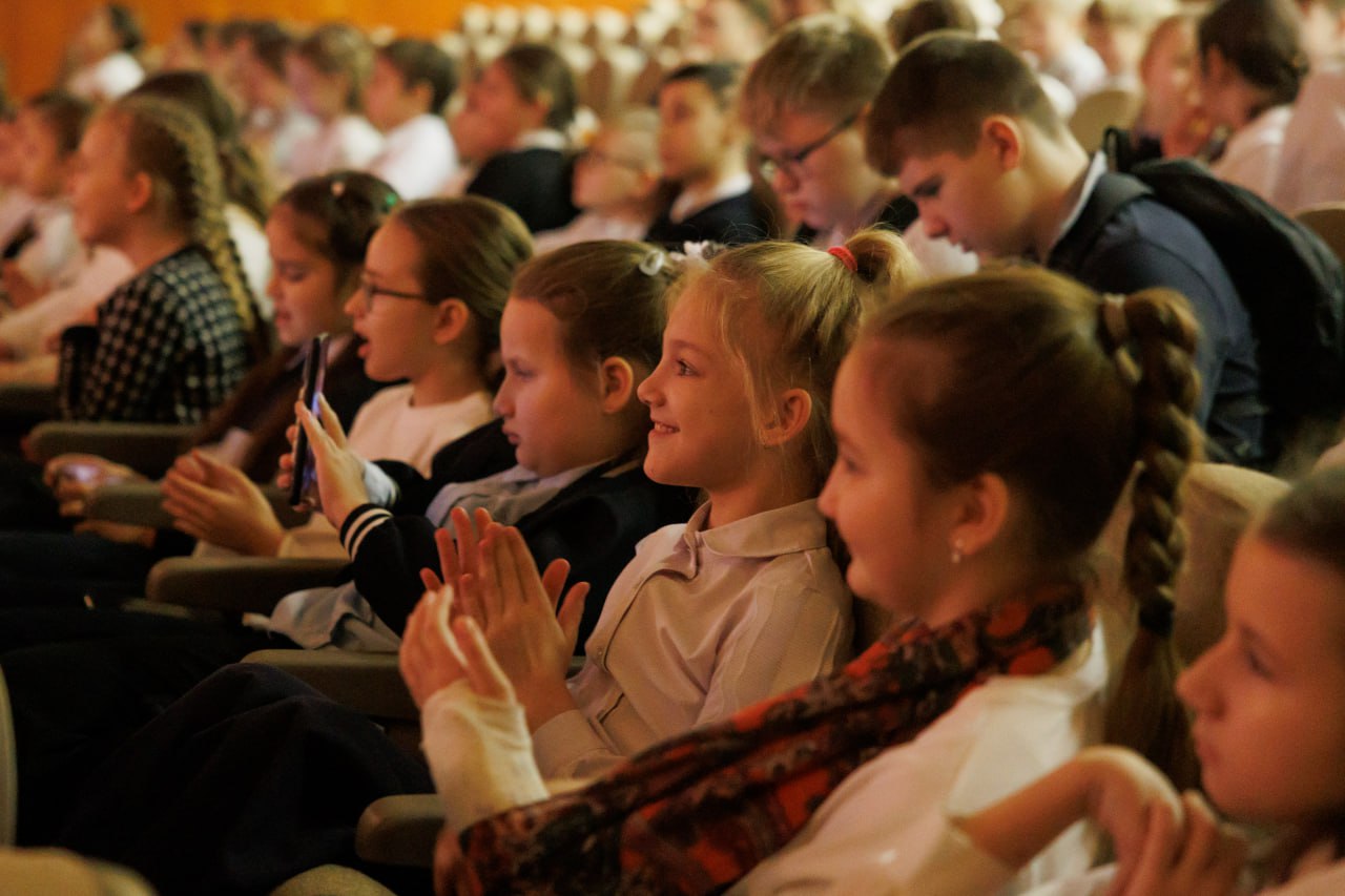 «Зажги свою звезду»!. В Центре культуры и досуга «Мечта» прошёл областной этап конкурса «Зажги свою звезду» – яркого творческого проекта на противопожарную тематику для воспитанников социальных центров «Зажги свою звезду»!. В Центре культуры и досуга «Мечта» прошёл областной этап конкурса «Зажги свою звезду» – яркого творческого проекта на противопожарную тематику для воспитанников социальных центров