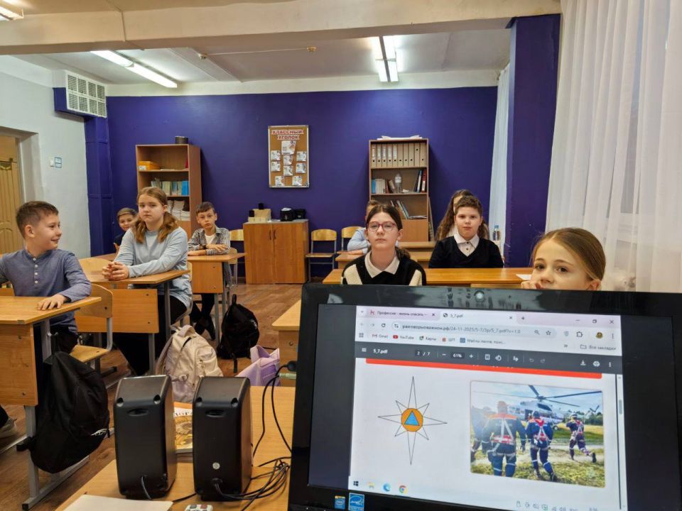 РАЗГОВОРЫ О ВАЖНОМ. 24 ноября очередное занятие, посвященное теме «Профессия — жизнь спасать»