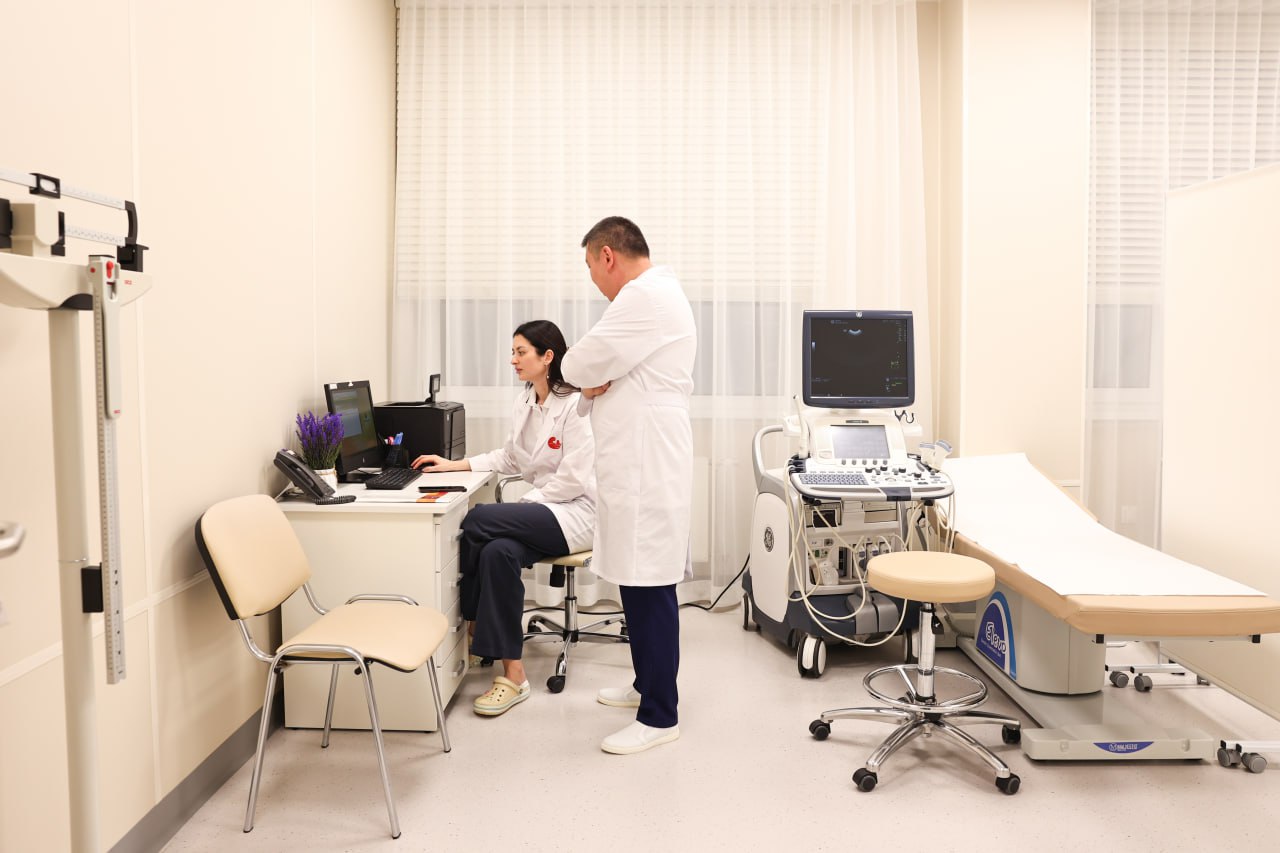 Андрей Воробьев и Марк Курцер открыли новое родильное отделение в «Лапино-4» в Одинцовском округе Андрей Воробьев и Марк Курцер открыли новое родильное отделение в «Лапино-4» в Одинцовском округе