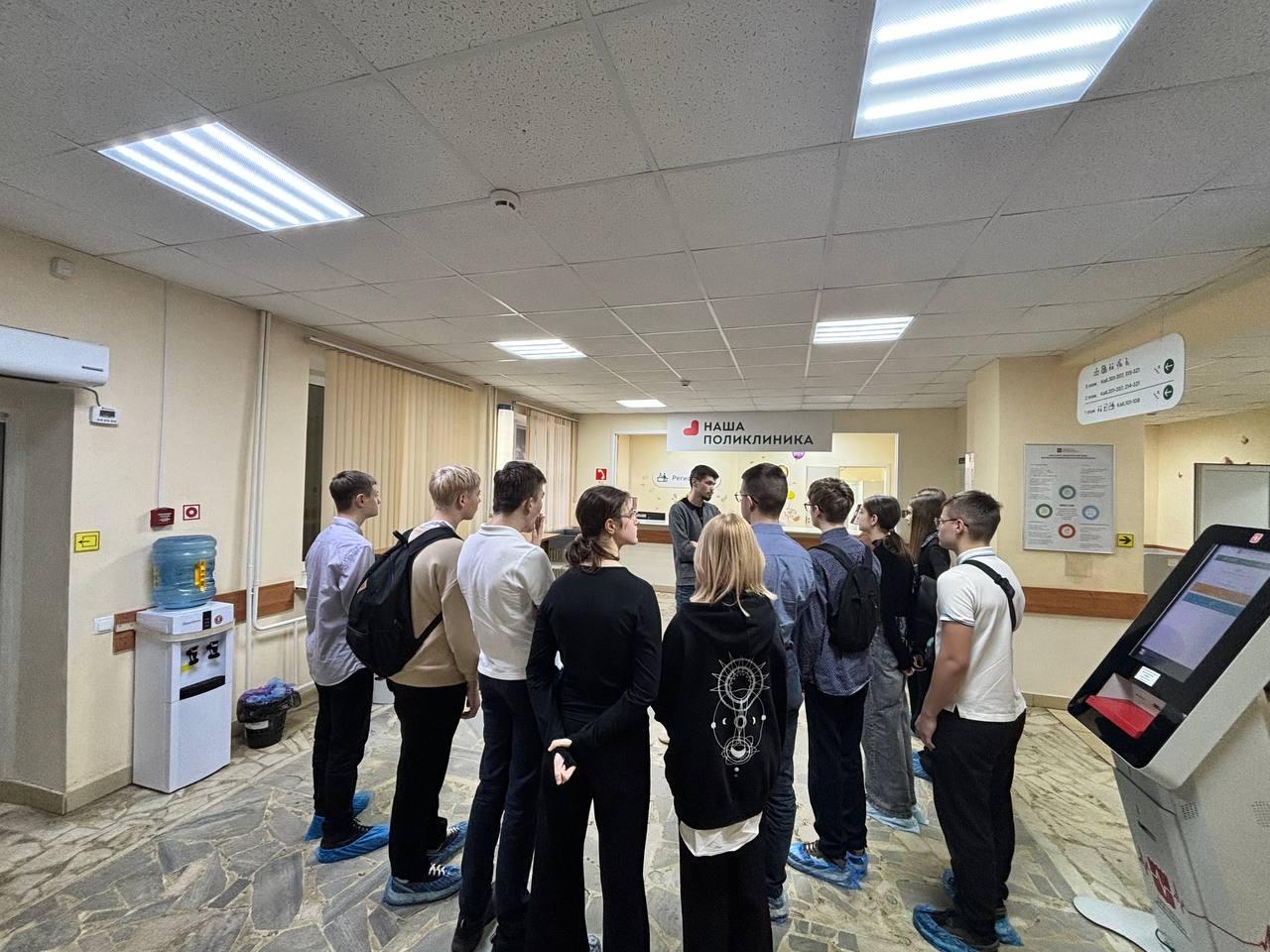 Ученики школ округа знакомятся с медицинской сферой в рамках профориентационных экскурсий в Ногинскую больницу