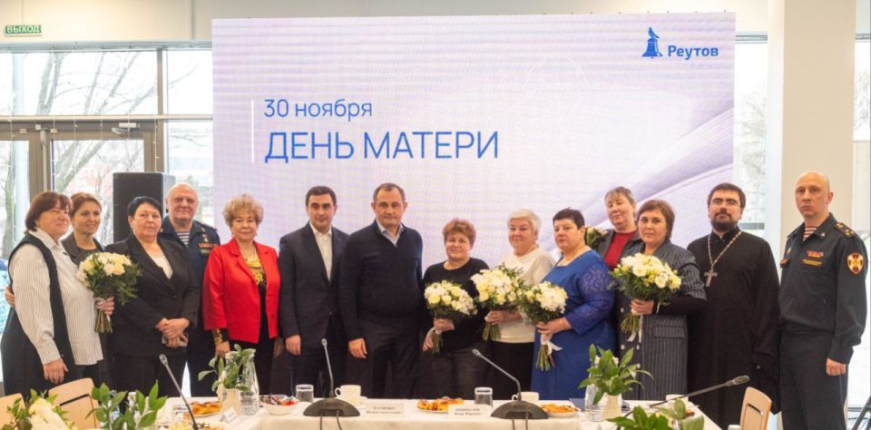 Филипп Науменко: Также в преддверии Дня матери встретились с мамами участников специальной военной операции