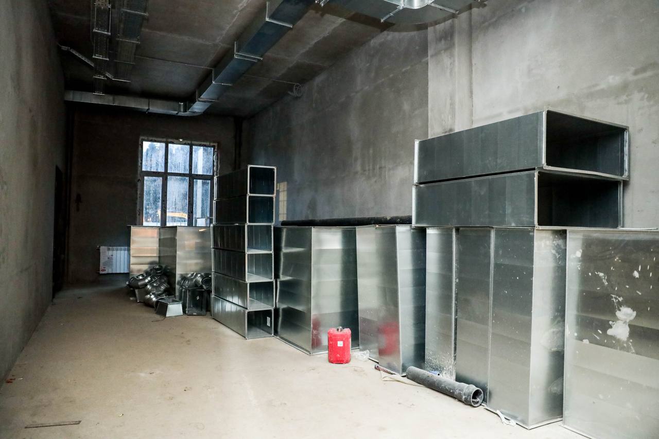 Юлия Купецкая: В ЖК «Пироговская Ривьера» продолжается строительство школы на 600 мест Юлия Купецкая: В ЖК «Пироговская Ривьера» продолжается строительство школы на 600 мест