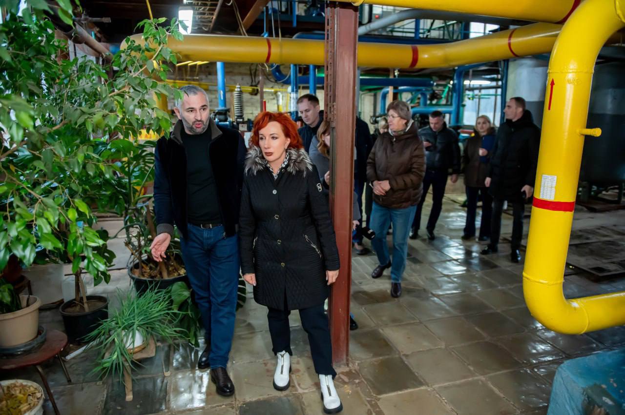 Татьяна Витушева: Ещё один важный объект, который планируем комплексно обновить в 2026 году – это котельная в Кострово Татьяна Витушева: Ещё один важный объект, который планируем комплексно обновить в 2026 году – это котельная в Кострово