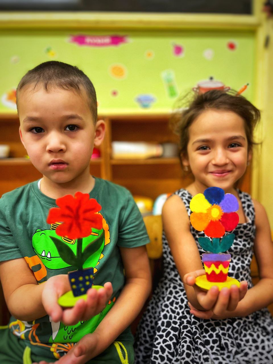В рамках тематического мероприятия, посвящённого Дню матери, воспитанники старшей группы №44 дошкольного отделения гимназии №2 м.о. Чехов (здание 3, п. Васькино) поведали о своей любви к самому дорогому человеку и выразили... В рамках тематического мероприятия, посвящённого Дню матери, воспитанники старшей группы №44 дошкольного отделения гимназии №2 м.о. Чехов (здание 3, п. Васькино) поведали о своей любви к самому дорогому человеку и выразили...