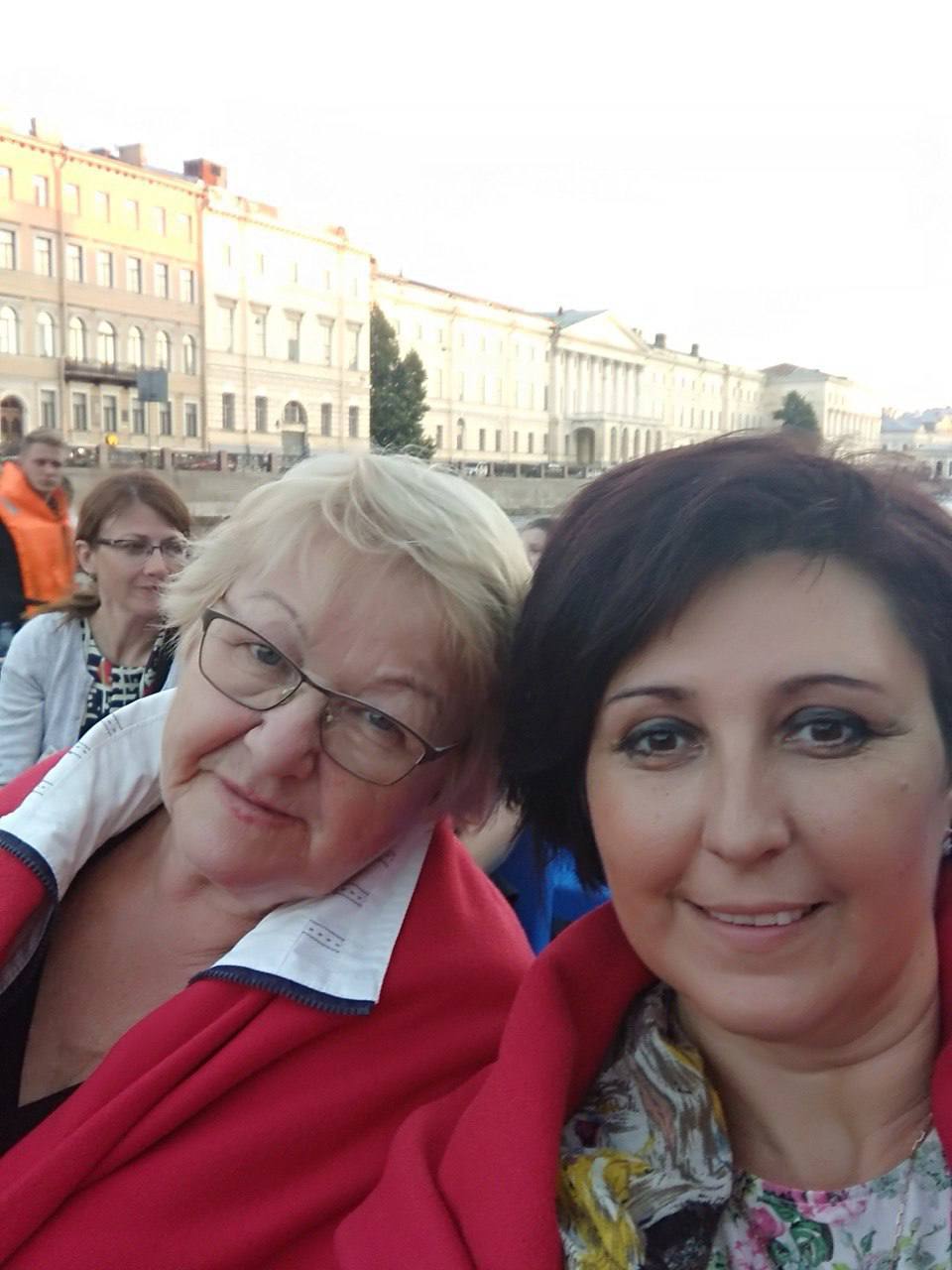 Известные серпуховичи поделились историями о самых близких людях — своих мамах Известные серпуховичи поделились историями о самых близких людях — своих мамах