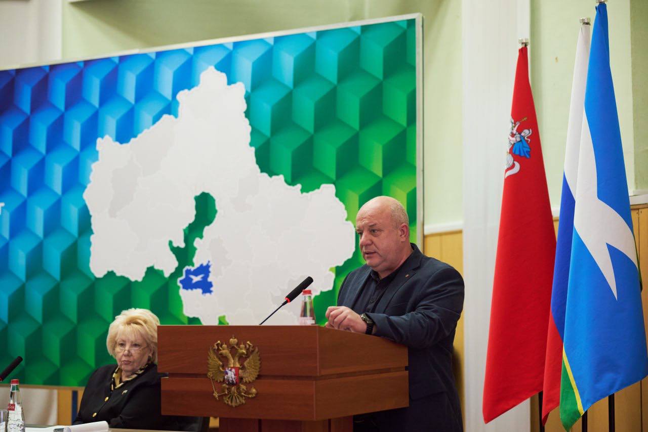 Михаил Собакин: В ходе расширенного общегородского совещания с руководящим составом Администрации, начальниками Управлений и структурных подразделений, представителями правоохранительных органов и служб м.о. Чехов обсудили... Михаил Собакин: В ходе расширенного общегородского совещания с руководящим составом Администрации, начальниками Управлений и структурных подразделений, представителями правоохранительных органов и служб м.о. Чехов обсудили...