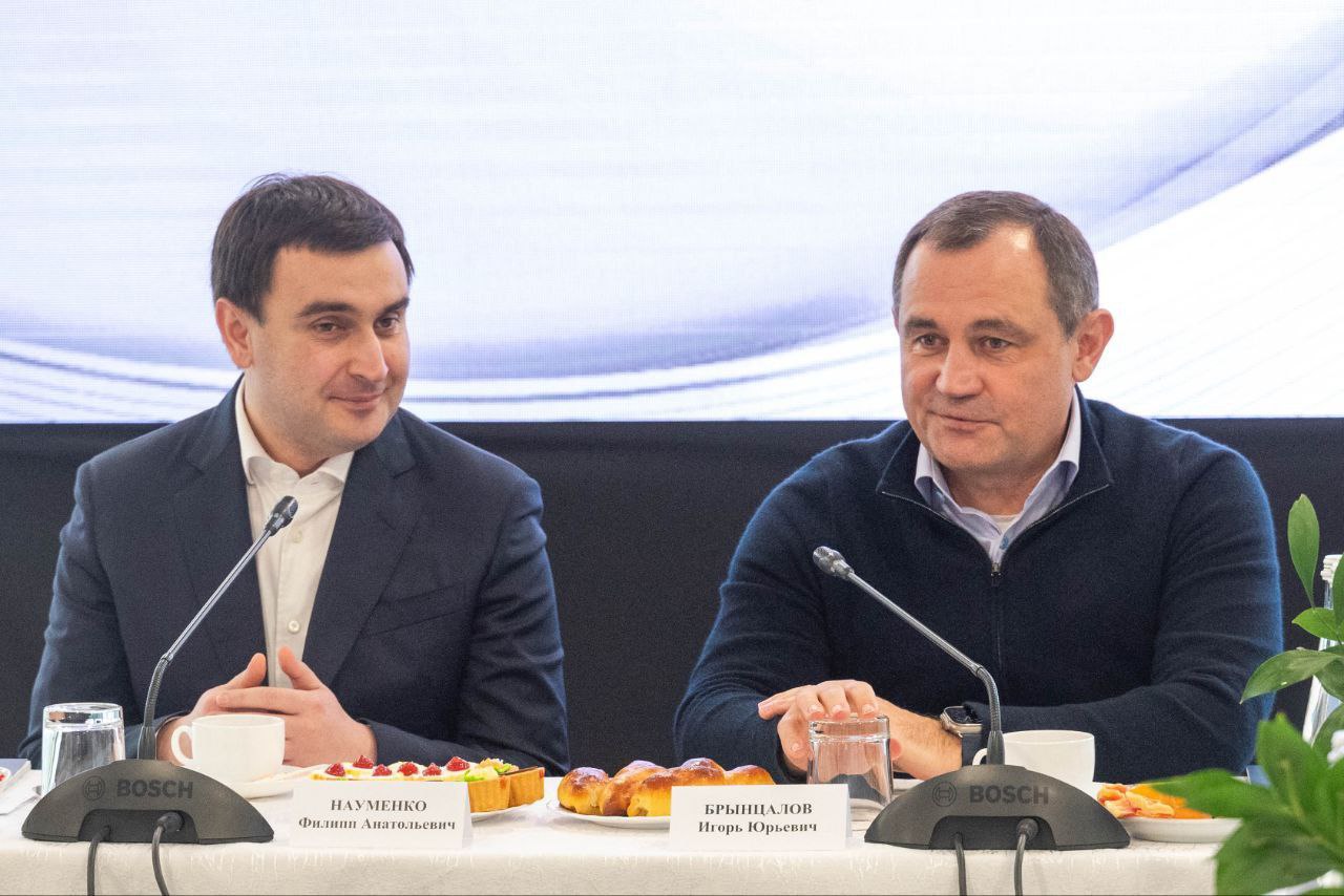 В Реутове обсудили меры поддержки семей участников специальной военной операции В Реутове обсудили меры поддержки семей участников специальной военной операции