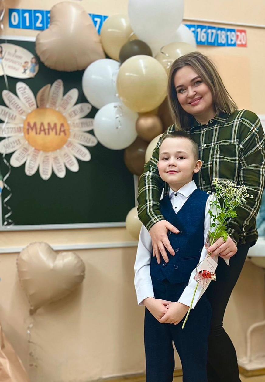 Во 2д классе МБОУ гимназии 2 (здание 2, п.Васькино) прошел невероятно душевный «Урок благодарности маме» Во 2д классе МБОУ гимназии 2 (здание 2, п.Васькино) прошел невероятно душевный «Урок благодарности маме»