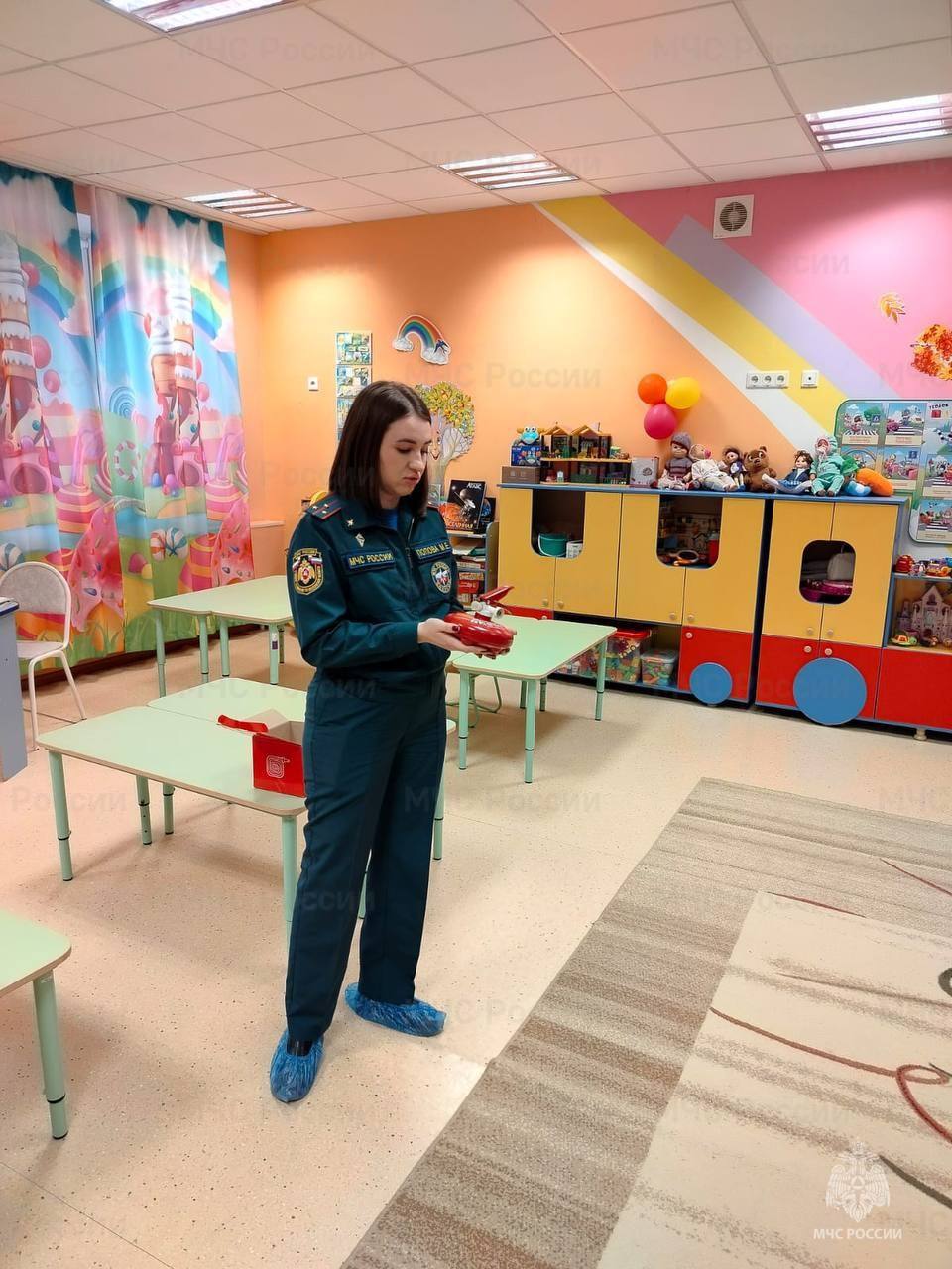 В щёлковском детском саду «БонБонс» прошел урок пожарной безопасности В щёлковском детском саду «БонБонс» прошел урок пожарной безопасности
