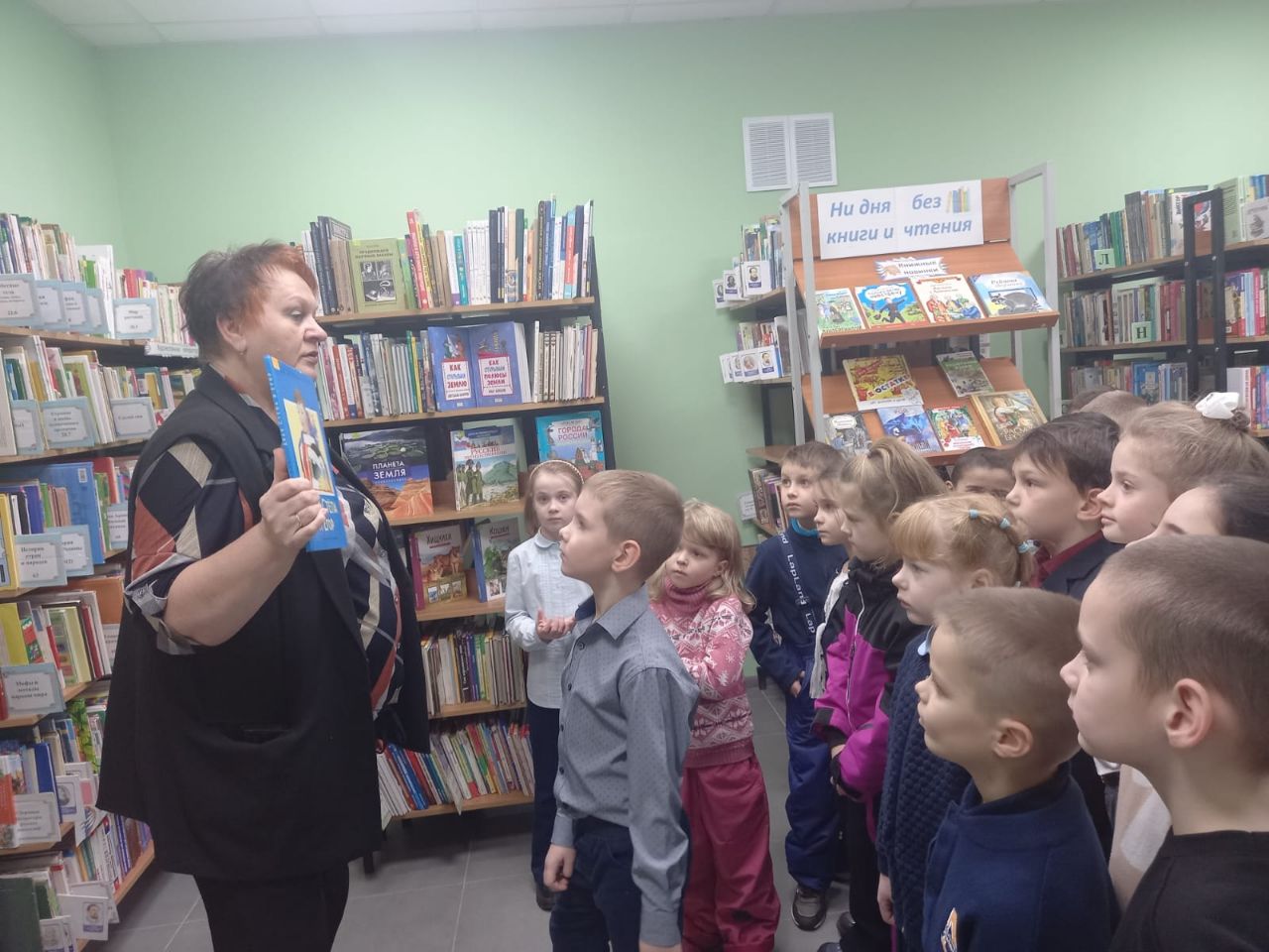 Столбовская Кургузовка открывает двери новым читателям Столбовская Кургузовка открывает двери новым читателям