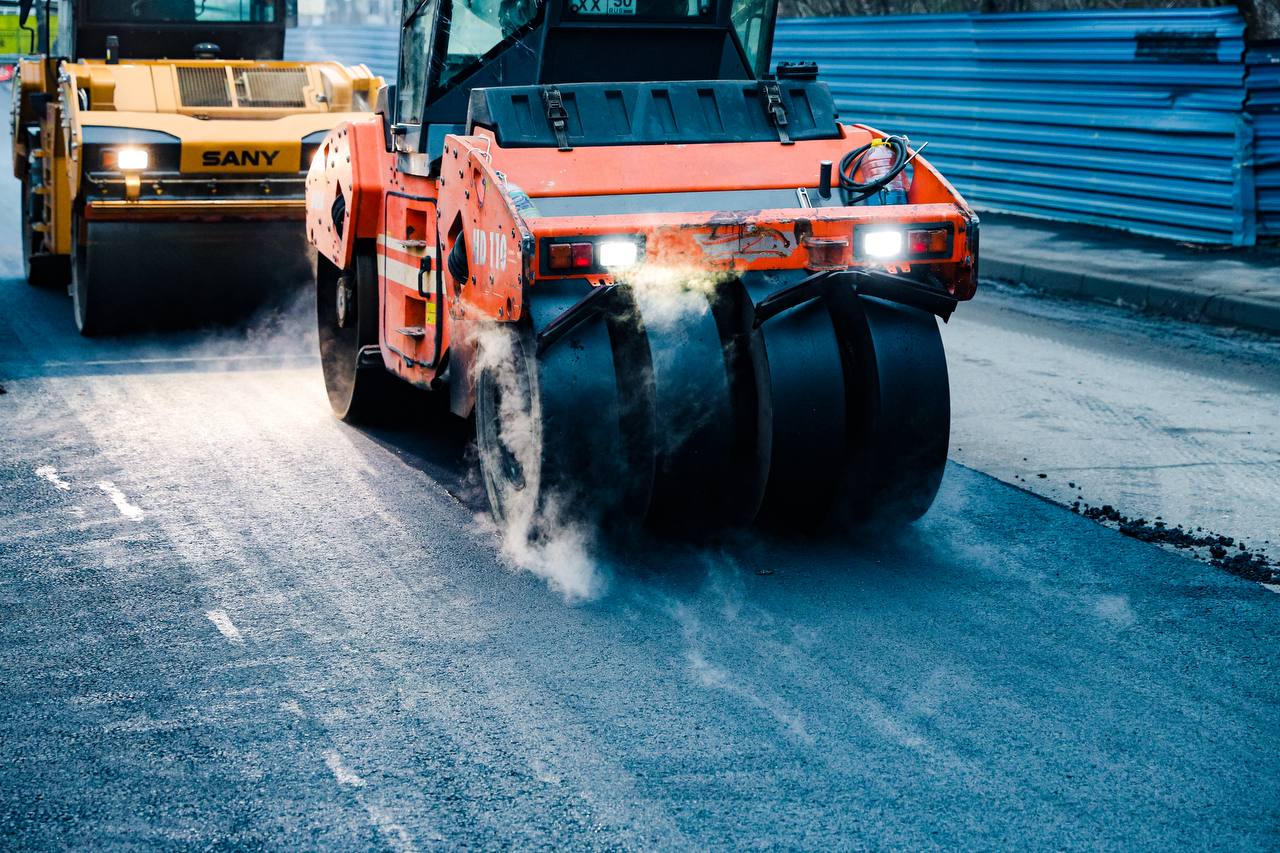 В Химках ведут работы по капитальному ремонту дороги на улице Центральной В Химках ведут работы по капитальному ремонту дороги на улице Центральной
