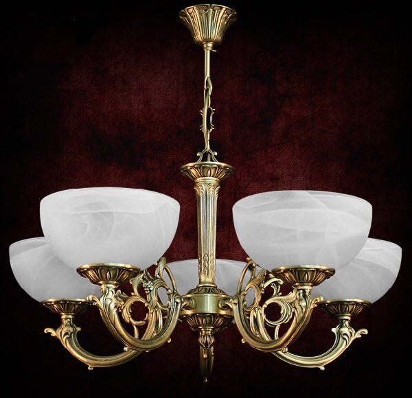 Люстры с пультом: Как технологии меняют освещение в нашем доме