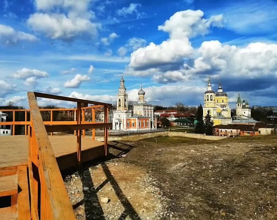 Доброе утро, Серпухов!. Сегодня воздух прогреется до +1. Погода пасмурная с прояснениями