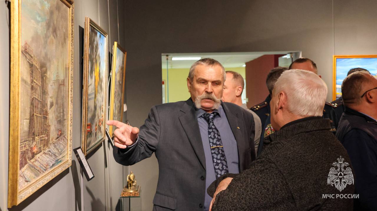 Плечом к плечу: прошлое и настоящее специальной пожарной охраны встретились в Сергиевом Посаде Плечом к плечу: прошлое и настоящее специальной пожарной охраны встретились в Сергиевом Посаде
