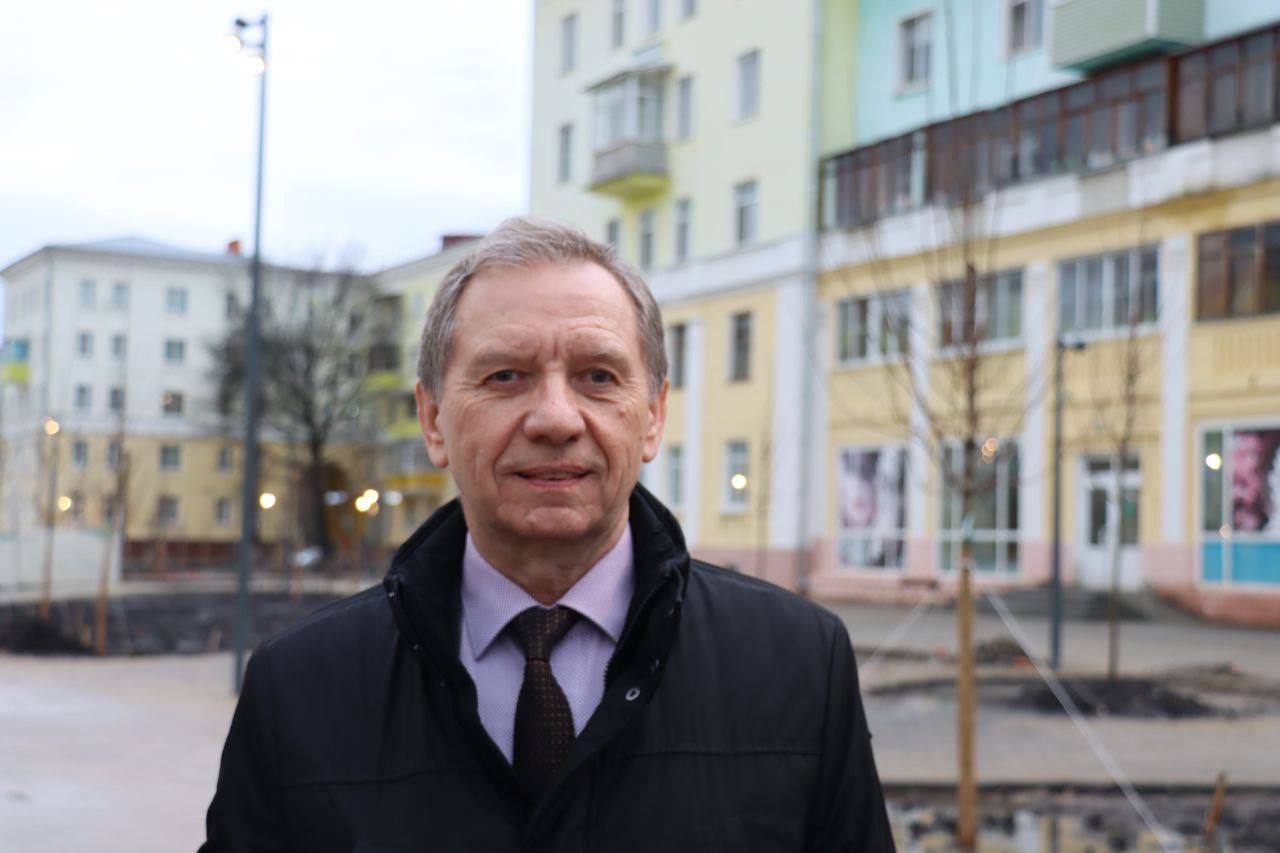 Ступинские депутаты проверили реконструкцию пешеходной зоны на проспекте Победы Ступинские депутаты проверили реконструкцию пешеходной зоны на проспекте Победы