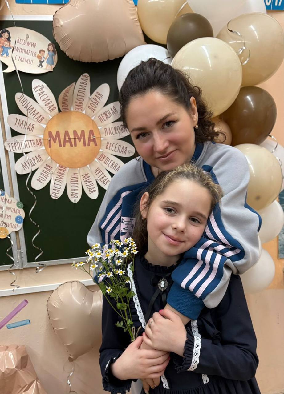 Во 2д классе МБОУ гимназии 2 (здание 2, п.Васькино) прошел невероятно душевный «Урок благодарности маме» Во 2д классе МБОУ гимназии 2 (здание 2, п.Васькино) прошел невероятно душевный «Урок благодарности маме»