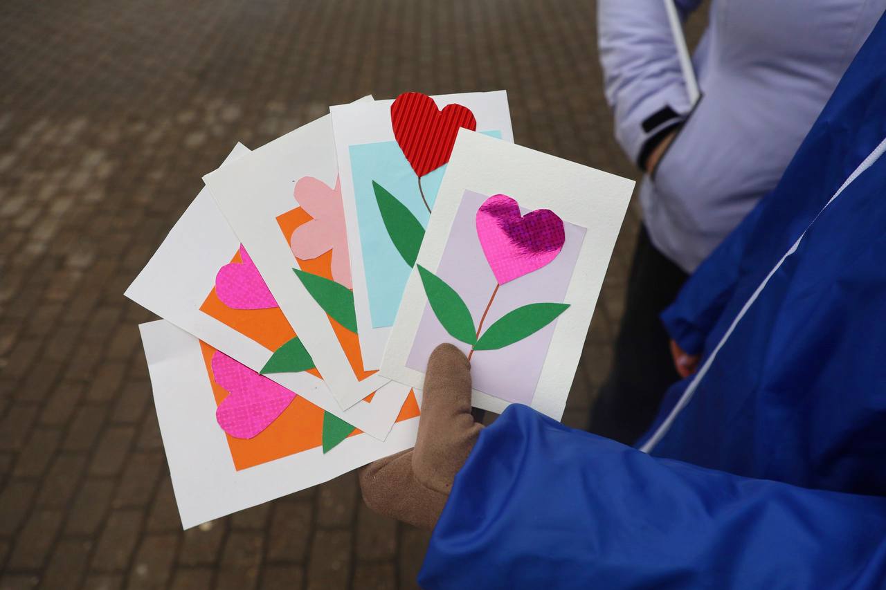 На Юбилейной площади состоялась праздничная акция, приуроченная ко Дню матери На Юбилейной площади состоялась праздничная акция, приуроченная ко Дню матери