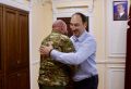Руководитель округа Сергей Мужальских встретился с участником спецоперации