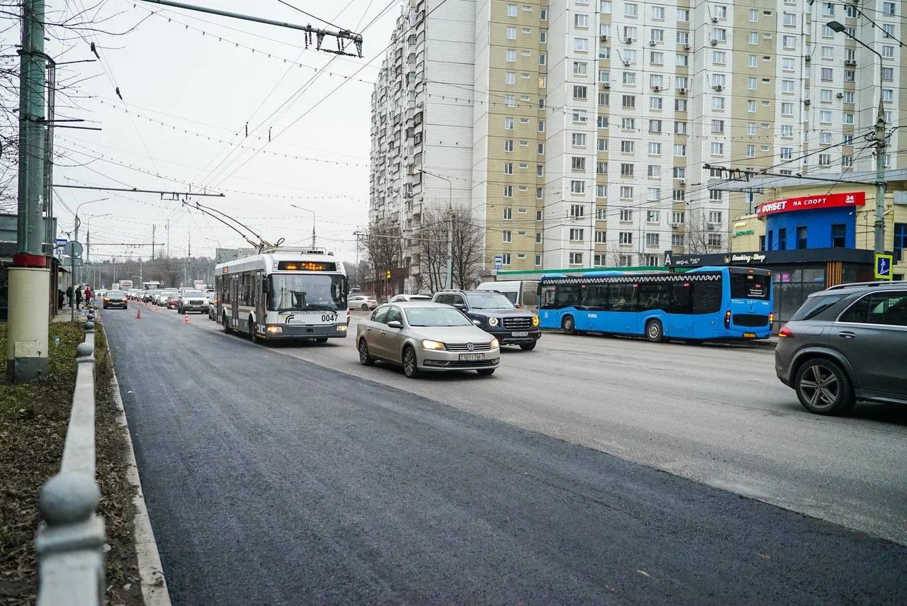 В Химках на улице Молодежной ведут работы по капитальному ремонту дороги В Химках на улице Молодежной ведут работы по капитальному ремонту дороги