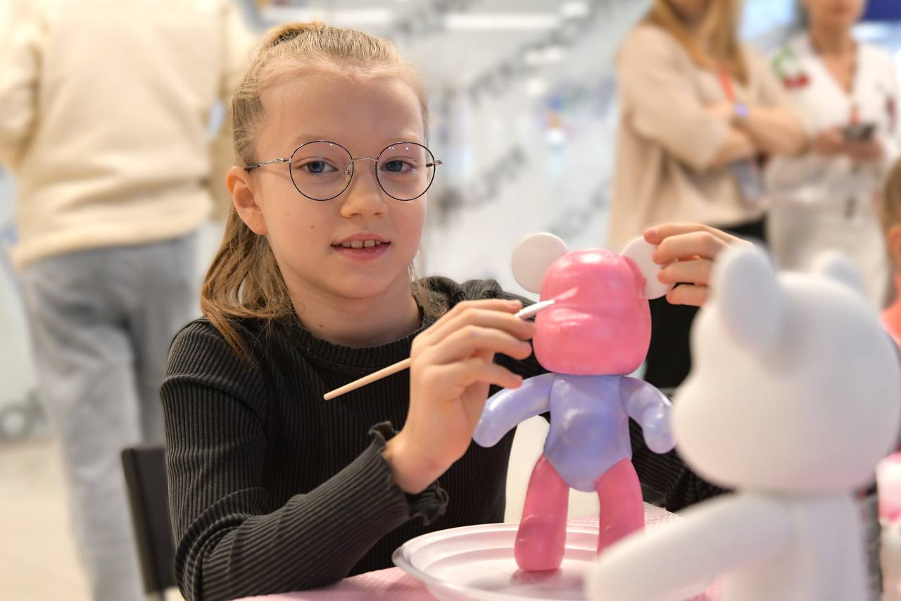 Мамам — лучший праздник!. В ТЦ «Центр» и ТЦ «Дмитровский» состоялся праздничный фестиваль «Мамин день» Мамам — лучший праздник!. В ТЦ «Центр» и ТЦ «Дмитровский» состоялся праздничный фестиваль «Мамин день»