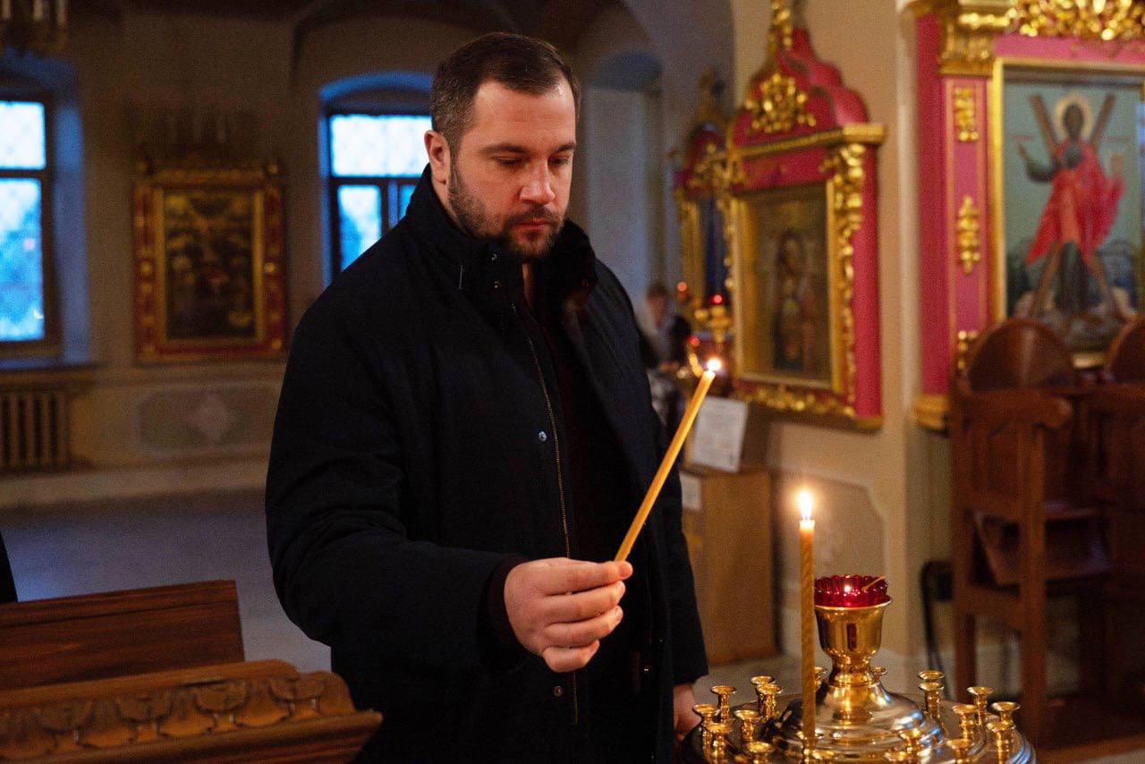 Михаил Собакин: День Матери для меня особенный праздник Михаил Собакин: День Матери для меня особенный праздник