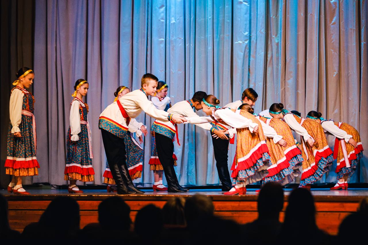 Концерт ко Дню матери провели в Химках Концерт ко Дню матери провели в Химках