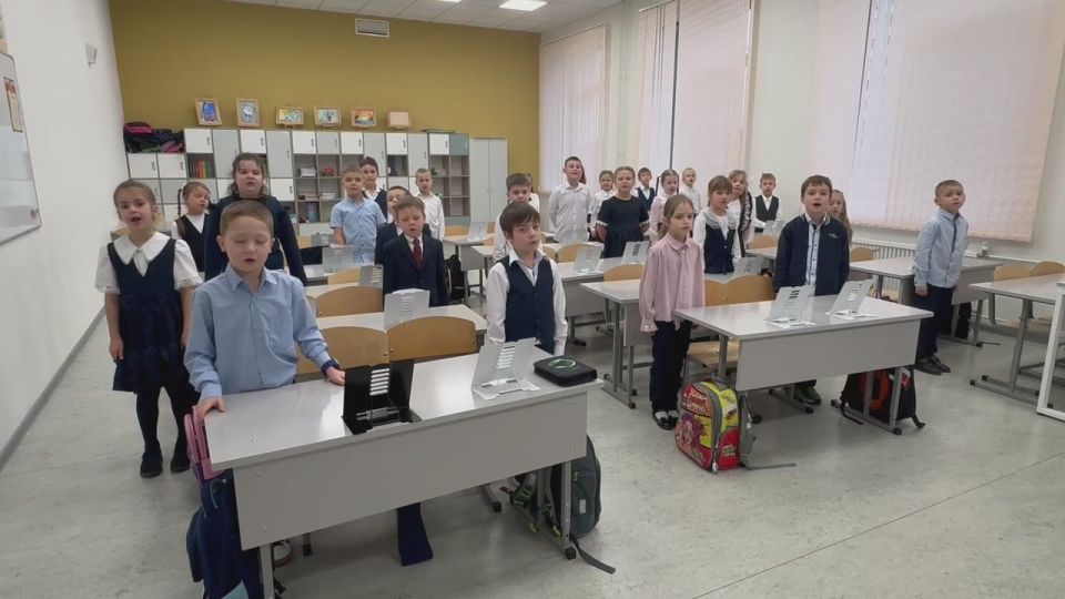 Поздравление для Мамы от 1И класса!