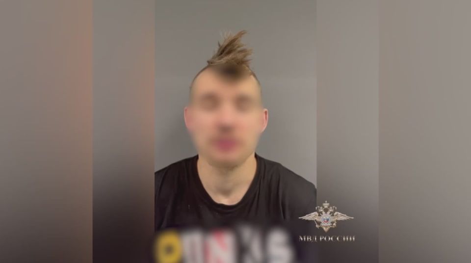 Пьяный житель Подмосковья проехал на крыше метро от «Пушкинской» до «Кузнецкого Моста»