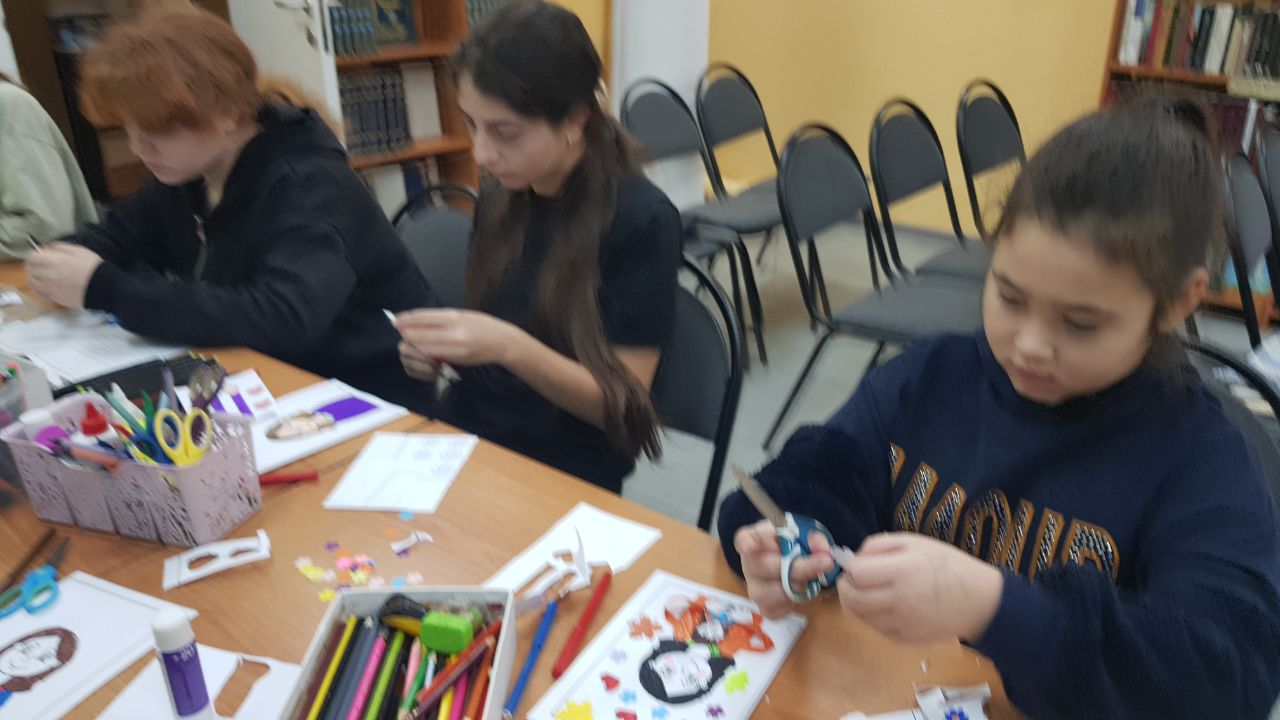 Мастер-класс "Мамочка любимая" провели в Столбовской библиотеке им.О.Кургузова Мастер-класс "Мамочка любимая" провели в Столбовской библиотеке им.О.Кургузова