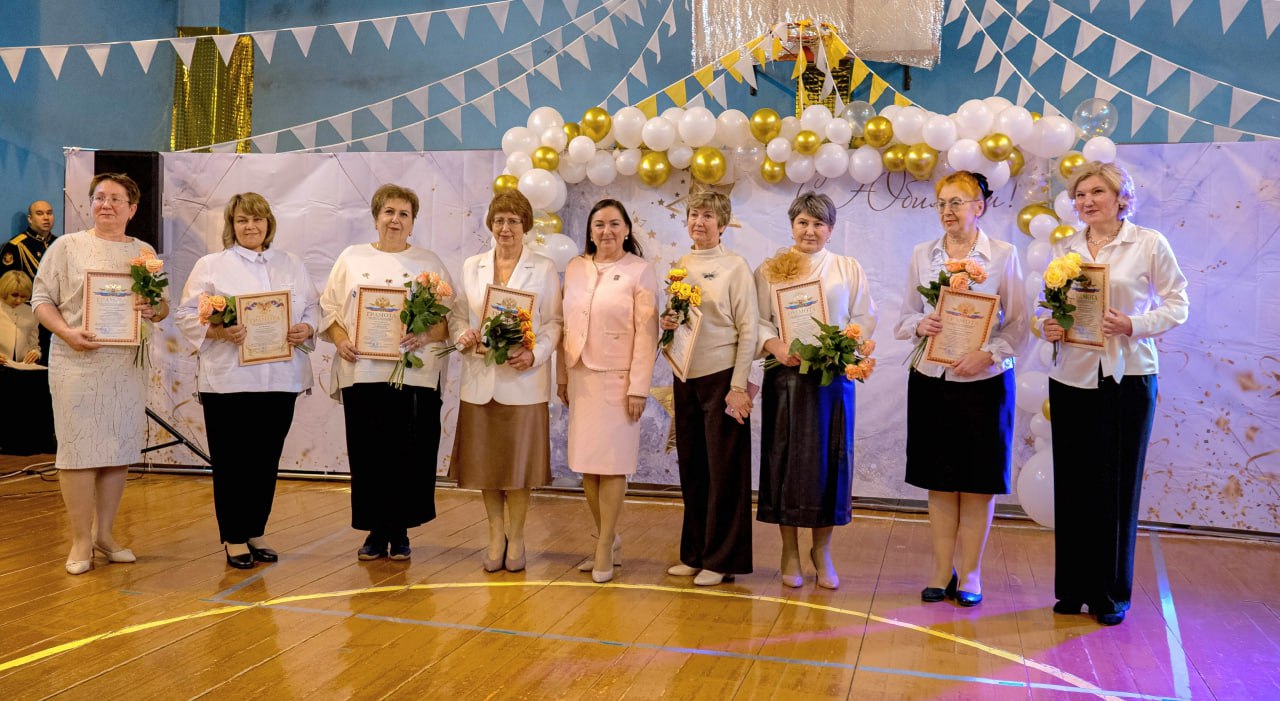 Две школы Дмитровского округа отметили славные юбилеи Две школы Дмитровского округа отметили славные юбилеи