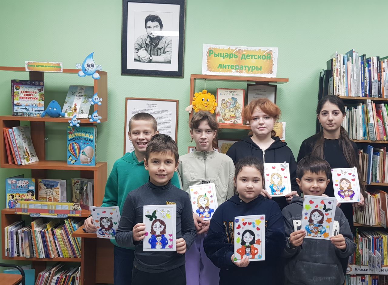 Мастер-класс "Мамочка любимая" провели в Столбовской библиотеке им.О.Кургузова Мастер-класс "Мамочка любимая" провели в Столбовской библиотеке им.О.Кургузова