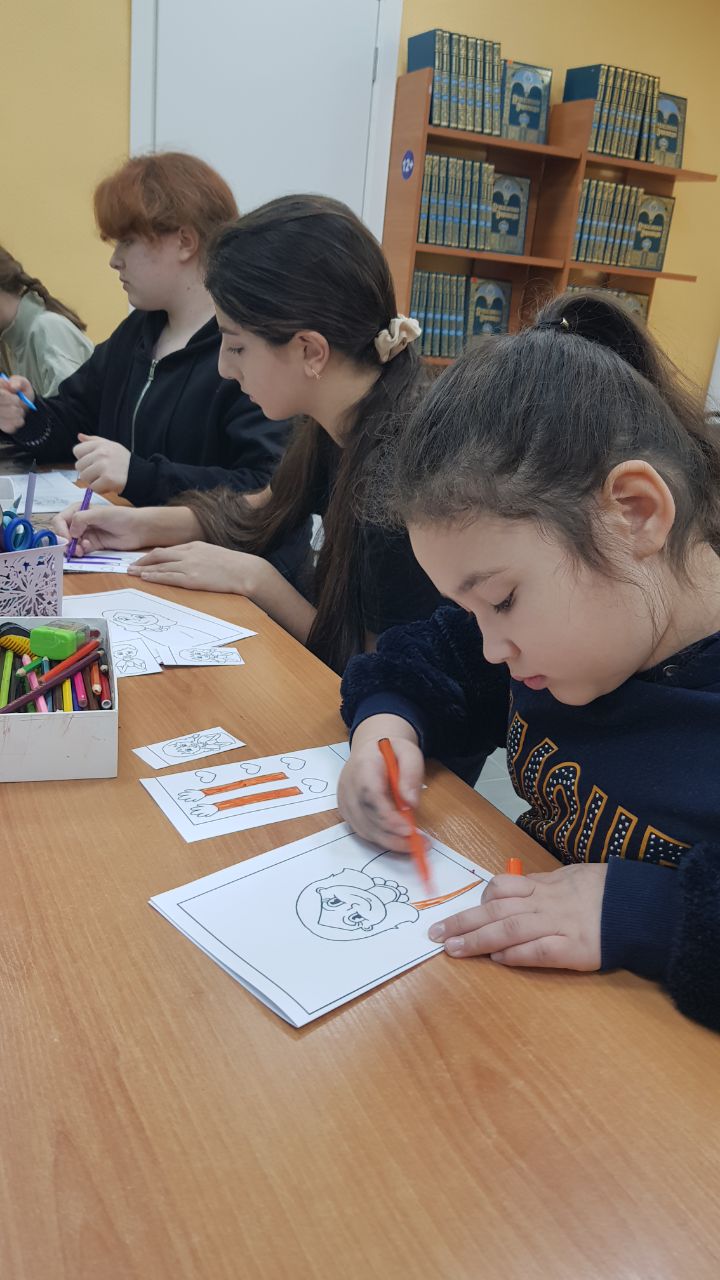 Мастер-класс "Мамочка любимая" провели в Столбовской библиотеке им.О.Кургузова Мастер-класс "Мамочка любимая" провели в Столбовской библиотеке им.О.Кургузова