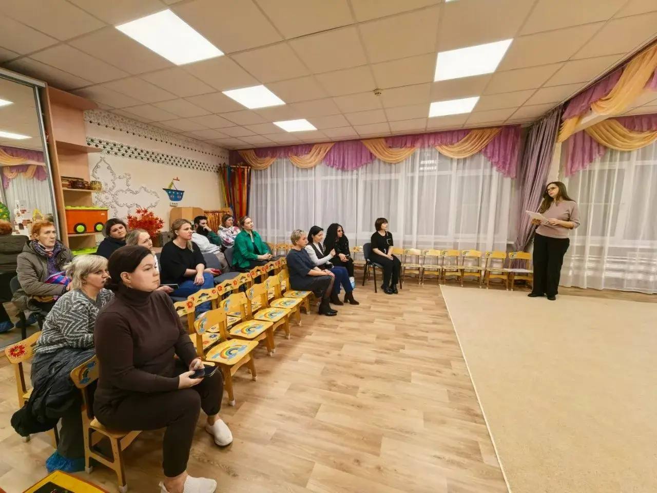 Родительское собрание в дошкольном отделении МБОУ СОШ №8: важные разъяснения по оплате и компенсациям Родительское собрание в дошкольном отделении МБОУ СОШ №8: важные разъяснения по оплате и компенсациям