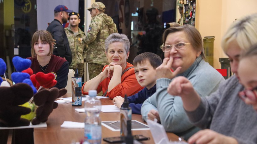 В Ассоциации ветеранов СВО прошёл мастеркласс для жён и матерей участников СВО В Ассоциации ветеранов СВО прошёл мастеркласс для жён и матерей участников СВО