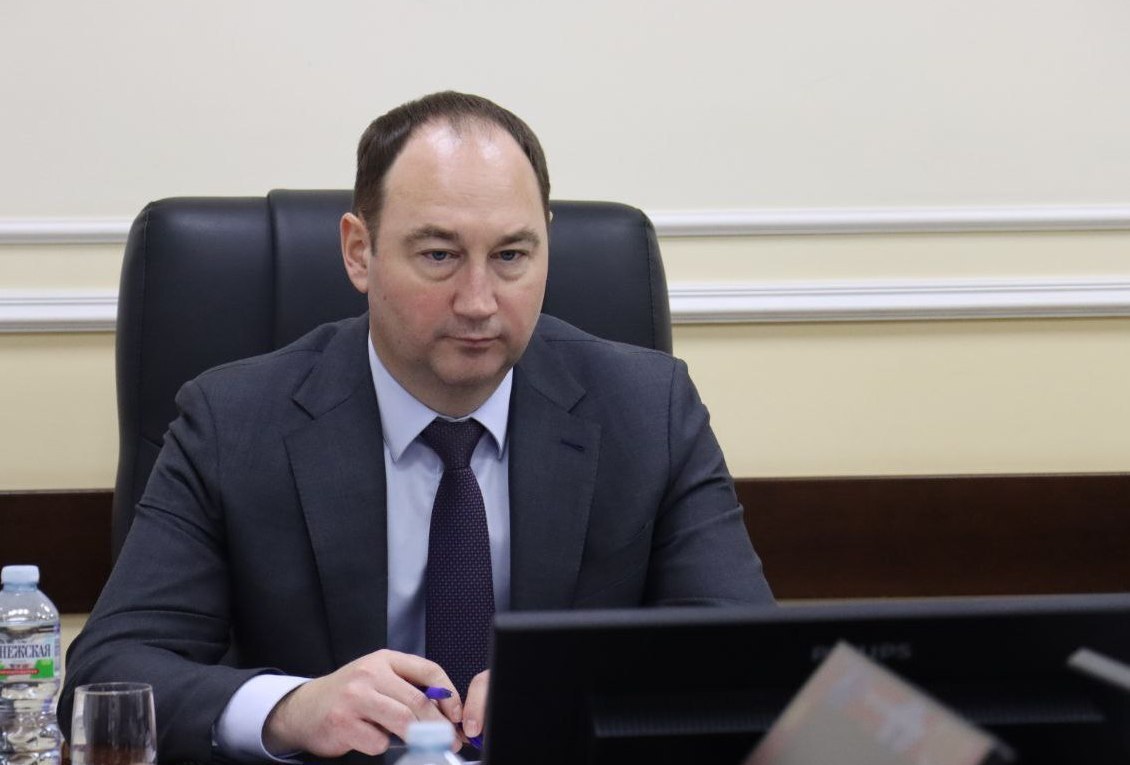 Завершение работ на теплосетях, безопасность на водных объектах, участие учащихся и родителей в мониторинге качества школьного питания – главные темы общегородского совещания в Ступино