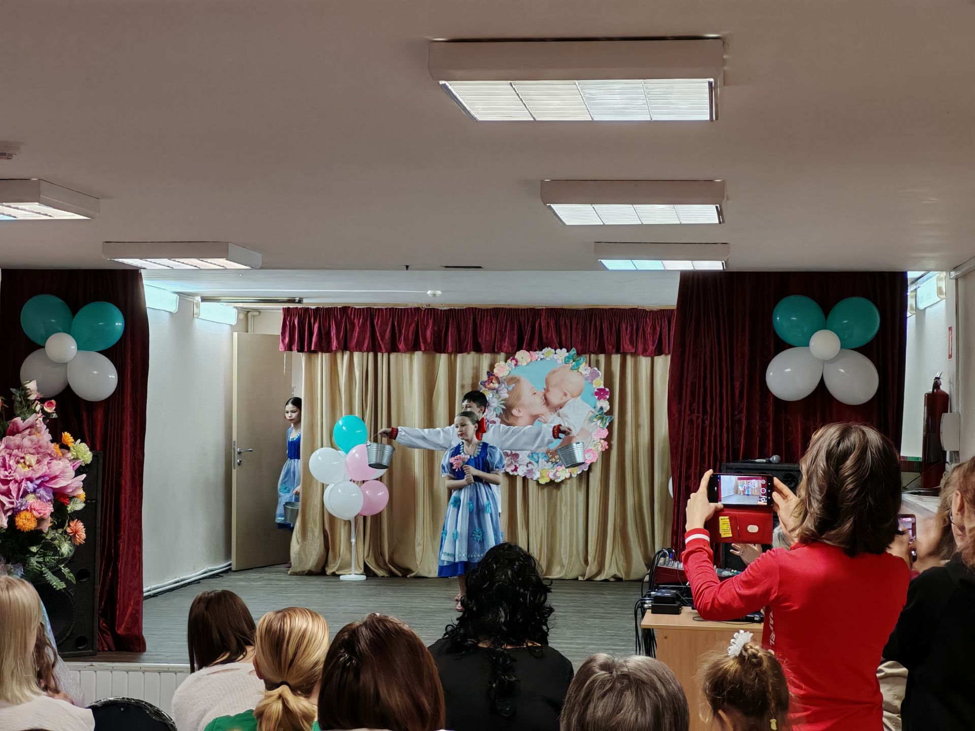 Наши новости. А у нас "Дым коромыслом" Наши новости. А у нас "Дым коромыслом"