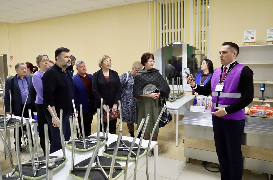 Тренировка по развёртыванию пункта временного размещения (ПВР) на базе школы№4