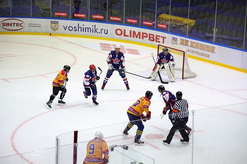 В ЛСД «Химик» состоялся яркий и зрелищный турнир по хоккею с шайбой, посвященный Всероссийскому дню хоккея В ЛСД «Химик» состоялся яркий и зрелищный турнир по хоккею с шайбой, посвященный Всероссийскому дню хоккея