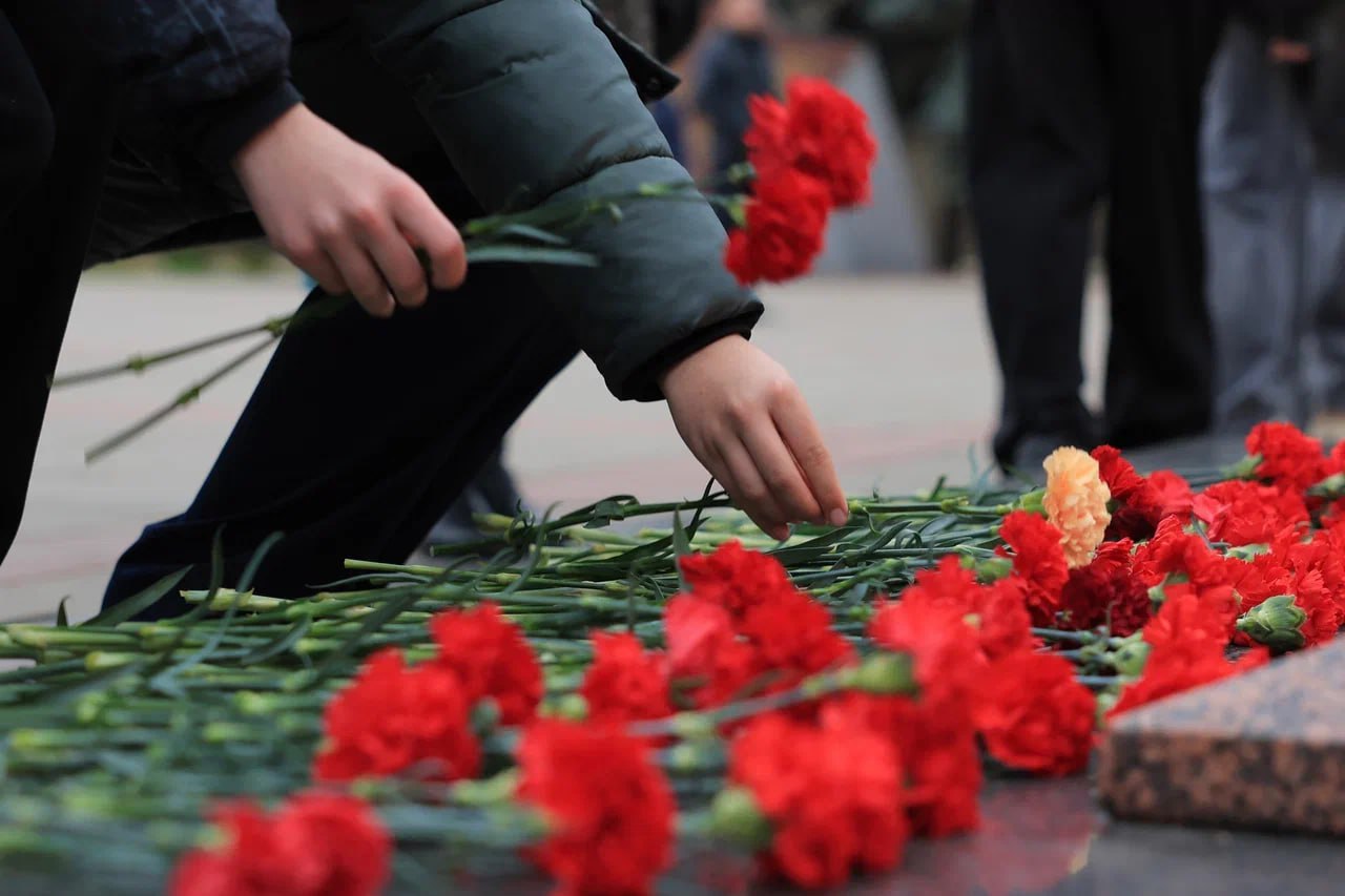 Игорь Трифонов: В нашем городе почтили память неизвестных героев Игорь Трифонов: В нашем городе почтили память неизвестных героев