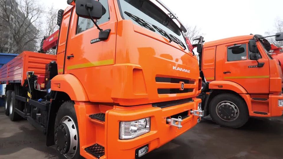 Еще 11 новых единиц спецтехники пополнили автопарк «Люберецкого водоканала»