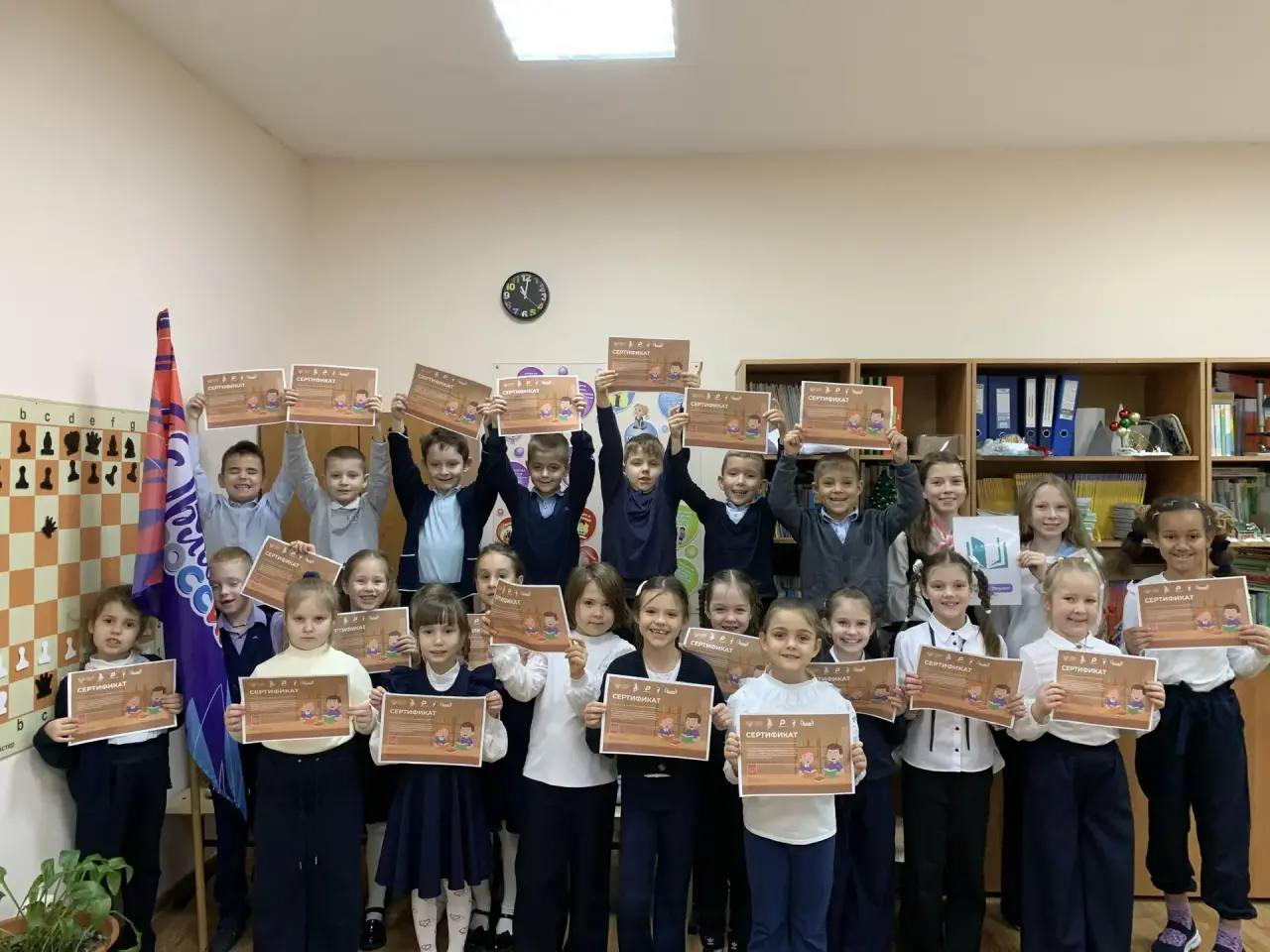 Яркий результат и отличный пример сотрудничества: учащиеся 1м класса МБОУ гимназии 2 (здание 2) покорили трек «Орлёнок-Эрудит»!