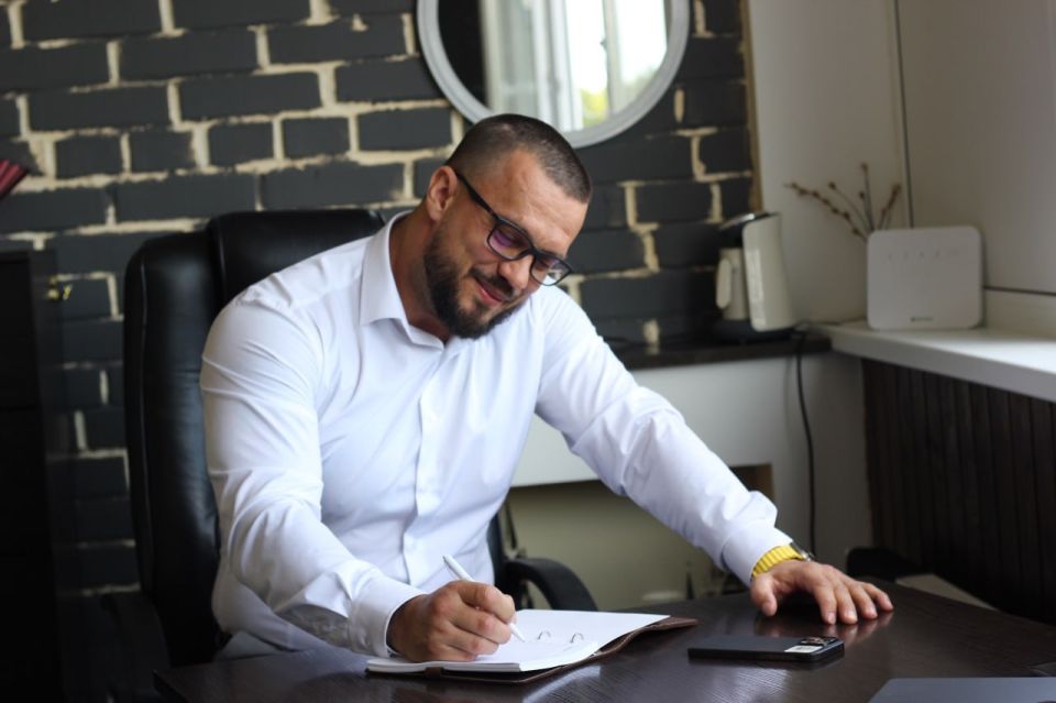 ���������� ������ ������ "������� PRO", ������� �������������� �� ����� ����������� � ����, ��������� � ������������ ������ �� ����� ���������