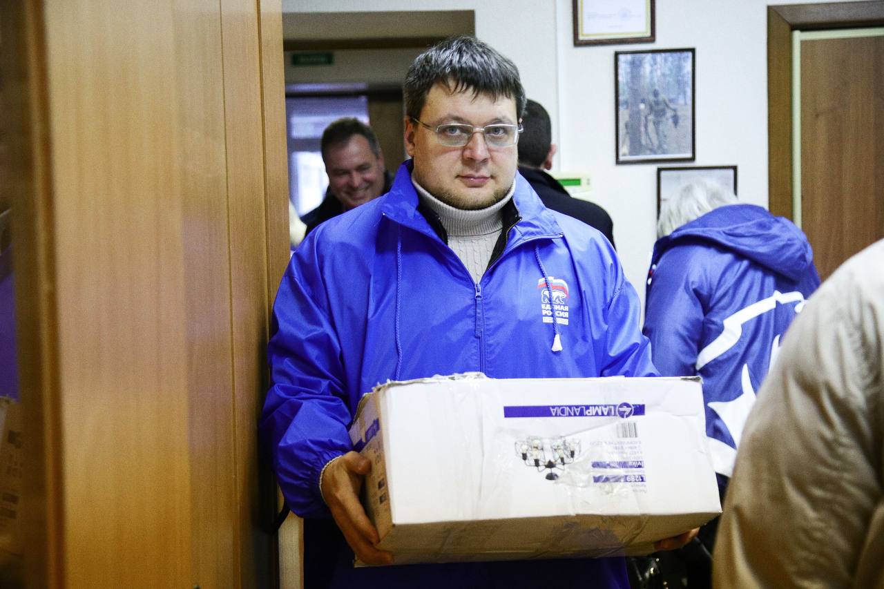 Депутаты Совета депутатов городского округа Воскресенск передали очередную партию гуманитарного груза для бойцов СВО Депутаты Совета депутатов городского округа Воскресенск передали очередную партию гуманитарного груза для бойцов СВО