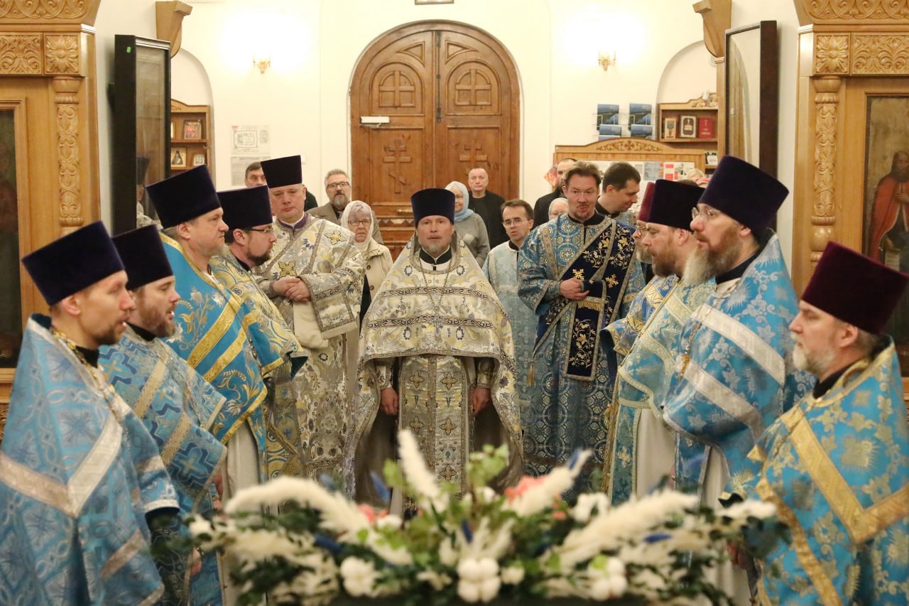 Благочиние Долгопрудного отмечает 17-летие со дня образования